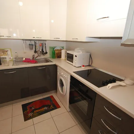 Spacieux 3p En Centre-ville De Menton, Terrasse, Parking, Wifi Gratuit, Proche - Fr-1-196-270 Daire